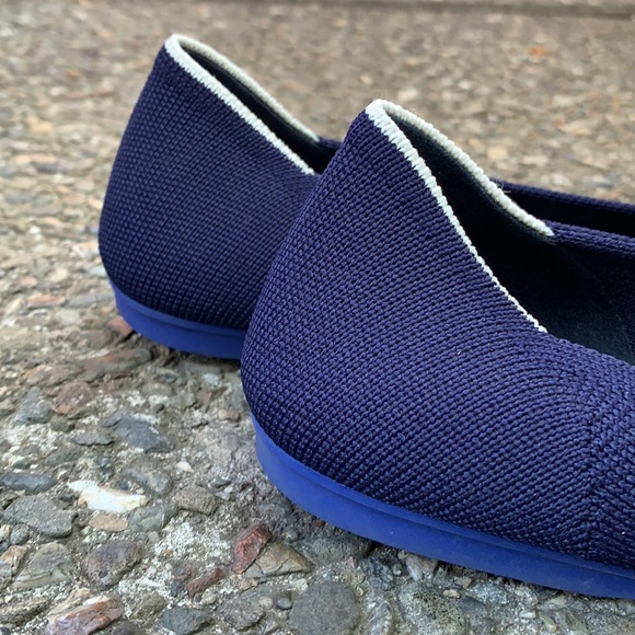 Rothys navy flats white halo retired sz 9.5 - Picture 12 of 16